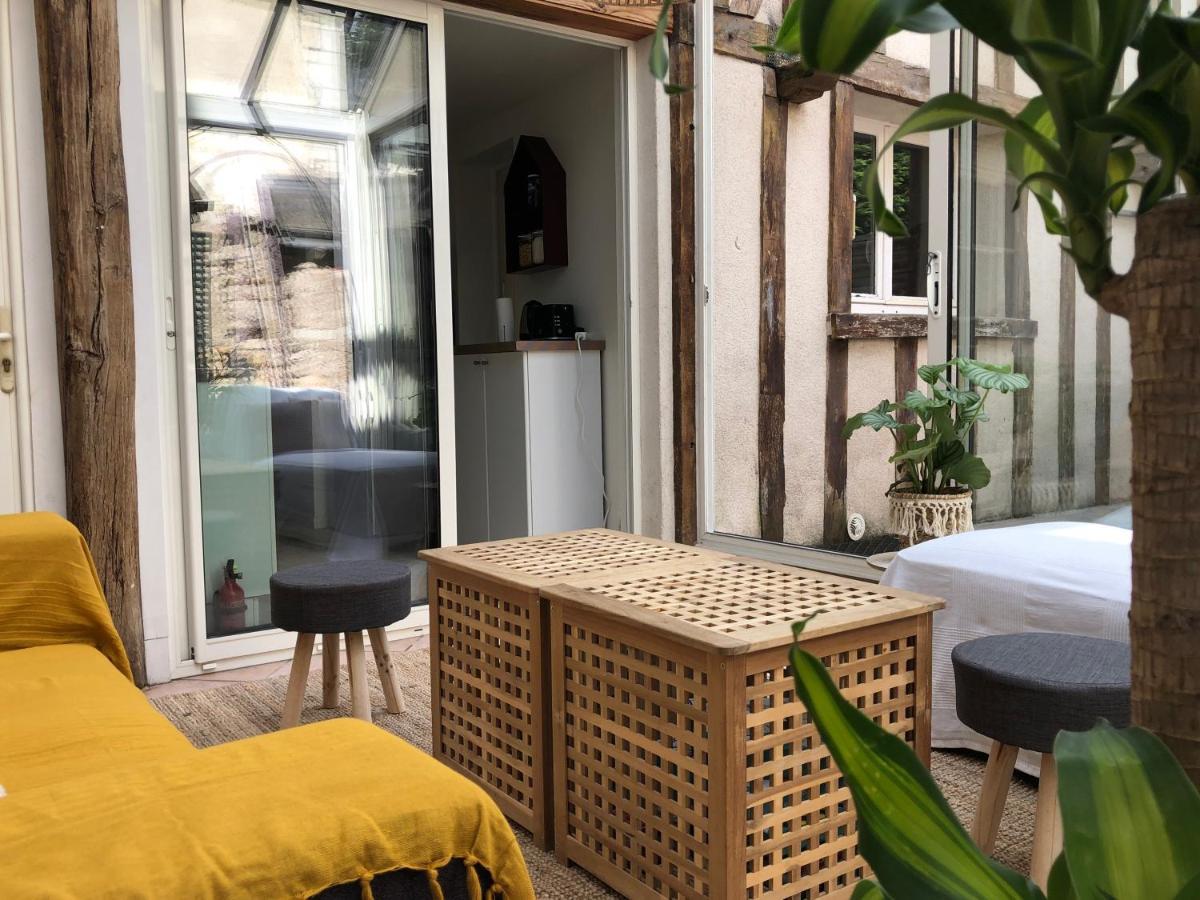 T2 Style Cottage - Veranda & Terrasse Exterieure Tours Luaran gambar